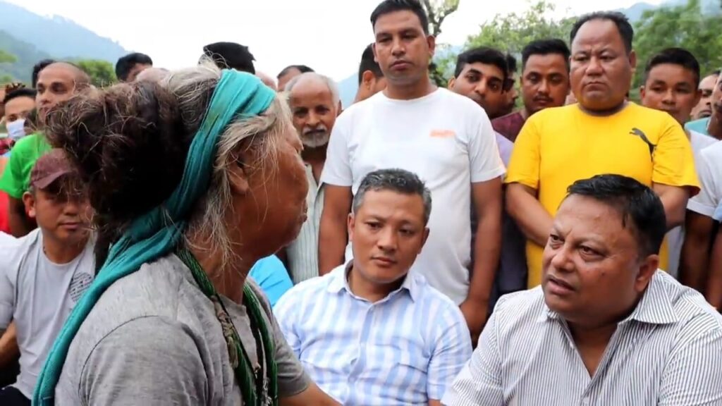 তিস্তা বিপর্যয়: কালিম্পঙে ক্ষতিগ্রস্ত এলাকায় দিনরাত থাকছেন জিটিএ চিফ এক্সিকিউটিভ, জোরকদমে চলছে কাজ