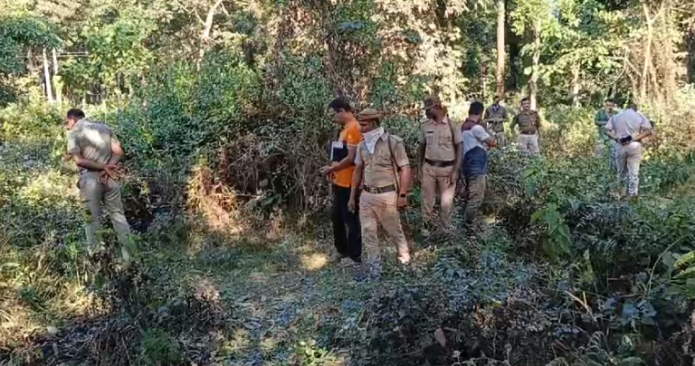 বক্সা ব্যাঘ্র প্রকল্পের জঙ্গল থেকে এক ব্যক্তির কঙ্কালসার দেহ উদ্ধার, চাঞ্চল্য এলাকায়  