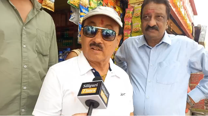 শিলিগুড়ির ১০ নম্বর ওয়ার্ডে নির্বাচনী প্রচার সারলেন তৃণমূল কংগ্রেস প্রার্থী গোপাল লামা