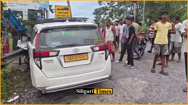 প্রাতঃভ্রমণে বেরিয়ে মর্মান্তিক দুর্ঘটনা, গাড়ির ধাক্কায় মৃত্যু দুই গৃহবধূর