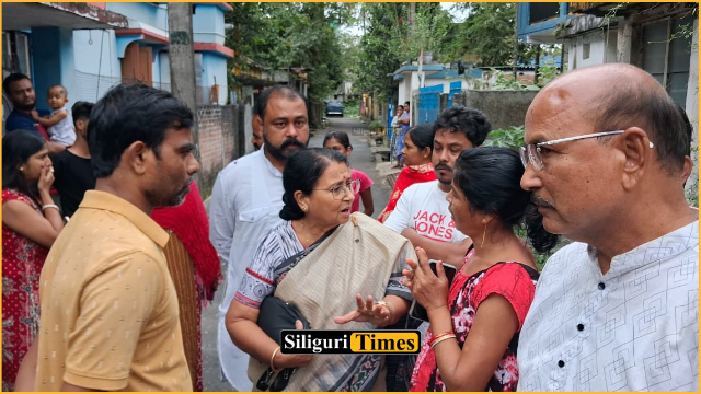 শিলিগুড়িতে গুলি চালিয়ে স্বর্ণ ব্যবসায়ীকে লুট, ঘটনাস্থলে গেলেন বিধায়ক শিখা চ্যাটার্জী