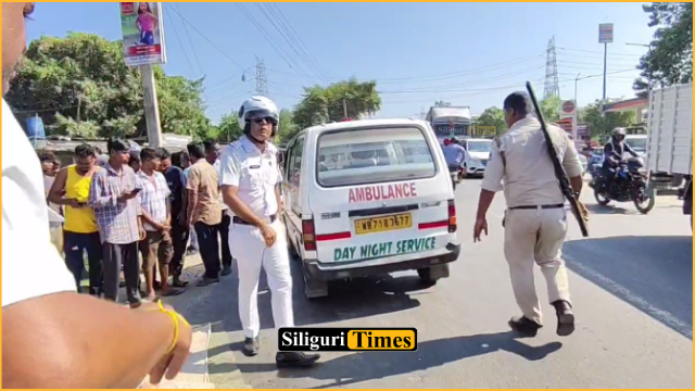 ব্যাংকের কাজ সেরে ফেরার পথে মর্মান্তিক দুর্ঘটনা, মৃত্যু গৃহবধূর-আহত স্বামী