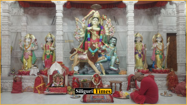 ঐতিহ্য ও সংস্কৃতির মেলবন্ধন শিলিগুড়ির আনন্দময়ী কালীবাড়ির দুর্গাপূজা, ৯৬তম বর্ষে পদার্পণ করলো এই পুজো